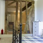 Alojamento de Acomodação e Pequeno-almoço Le Gavachon 4*